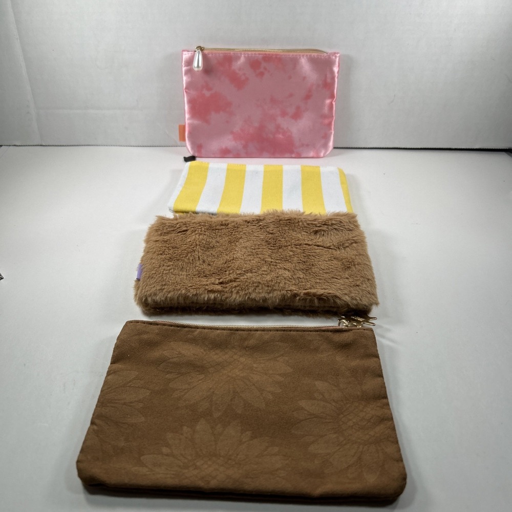 Lotโ 4 Ipsy Cosmetic Bags Furry Suede Like Pink